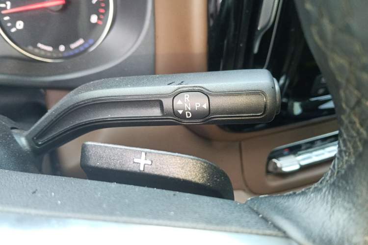 Used Mercedes-Benz Vito 2025 2.0T Business 7-Seater