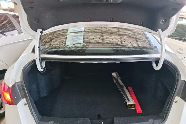 Used MG GT 2016 1.5L Automatic Value-Added Luxury Edition