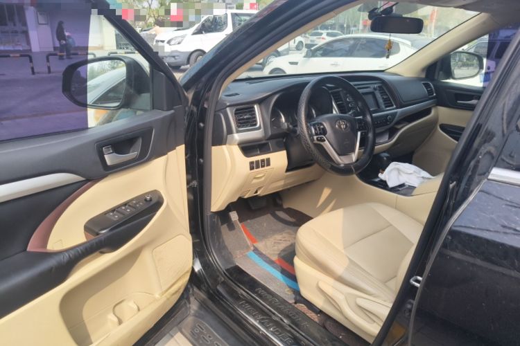 Used Toyota Highlander 2017 2.0T Two-Wheel Drive Elite Edition 5 Seats
