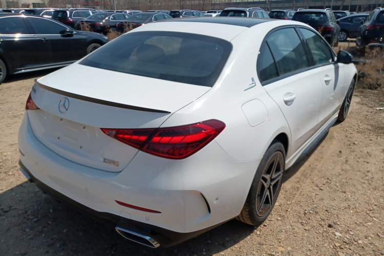 Used Mercedes-Benz C-Class 2024 Facelifted C-Class 260 L Night Edition Sports Version Rear Right 45 Deg