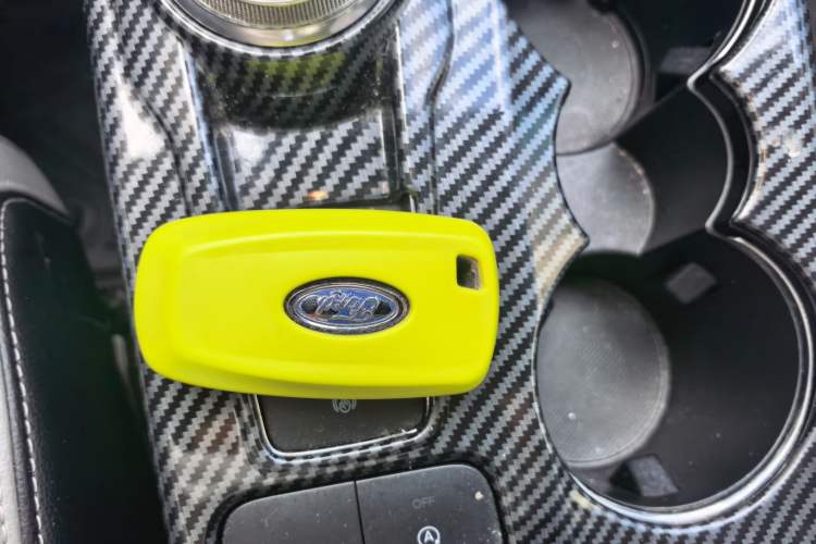 Used Ford Escape 2020 EcoBoost 245 Two-Wheel Drive Smart & Enjoyment Model