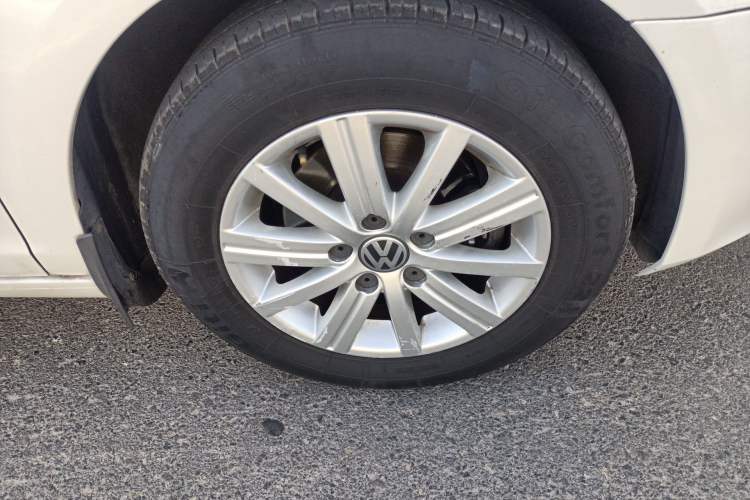 Used Volkswagen Golf 2012 1.6L Automatic Fashion Model