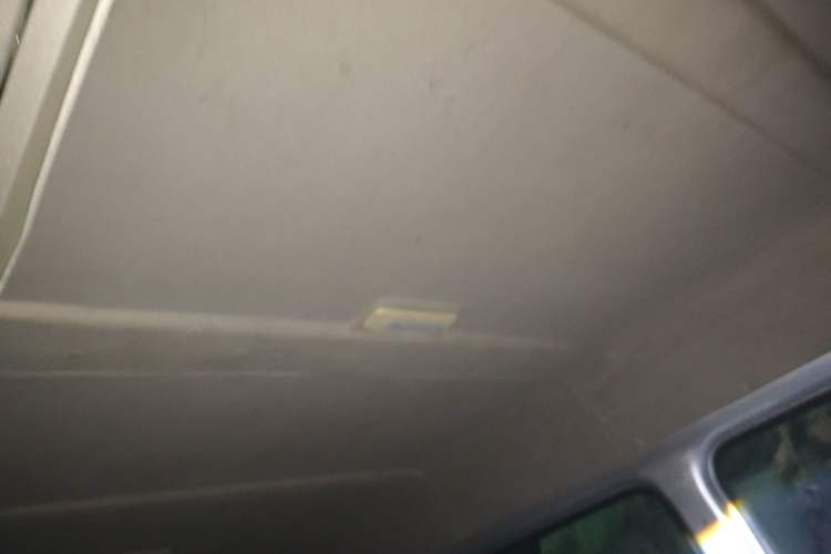 Used JMC Transit 2017 2.8T Commercial Version Long Wheelbase Mid-Roof 6/7/8-Seater JX493 Headliner