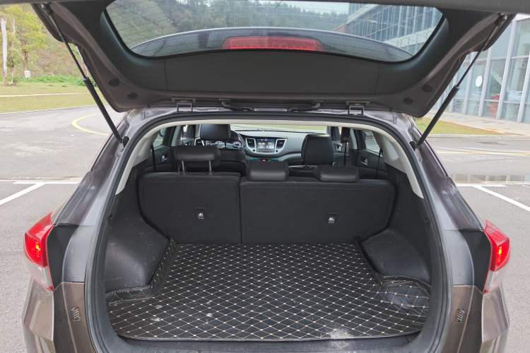 Used Hyundai Tucson 2015 1.6T Dual-Clutch Two-Wheel-Drive Smart Model
