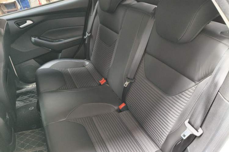 Used Ford Focus 2017 Hatchback 1.6L Automatic Fashion Edition Smart Drive Version