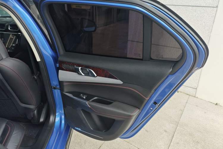 Used Lynk & Co 02 2018 1.5T DCT Two-Wheel Drive Pro Version China V Emission Standard