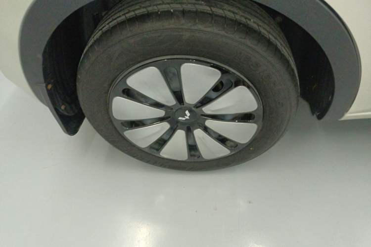 Used Wuling Bingo 2023 203km Comfort Edition