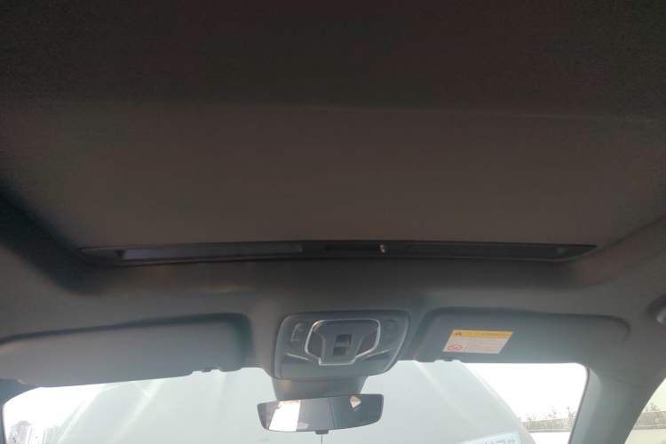 Used MG 7 2023 1.5T DCT Luxurious Supreme Edition