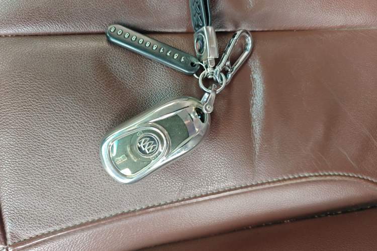 Used Buick GL6 2018 18T 6-Seater Luxury Model