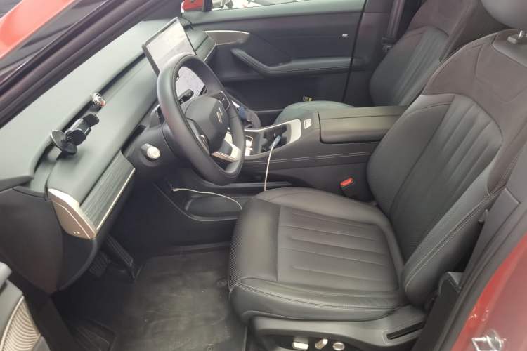 Used ONVO L60 2024 60 kWh Rear-Drive Version Left Front Seat