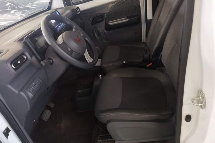 Used Wuling Zhiguang New Energy 2025 Comfort Model Left Front Seat