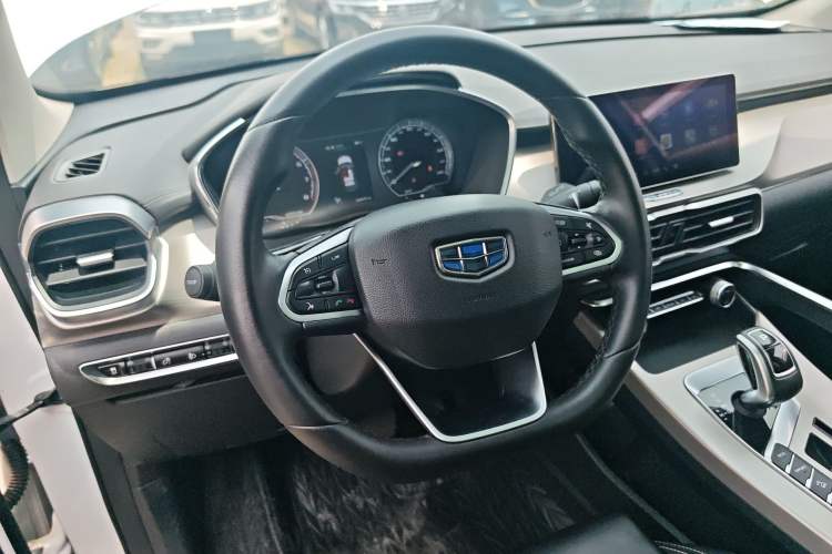 Used Geely Auto Coolray 2019 260T DCT Knight China V Standard