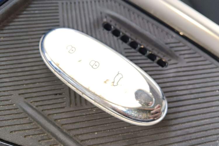 Used Dongfeng NAMMI 01 2024 430 Max Smart+ Interior 1