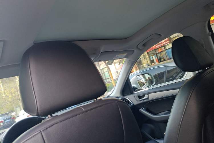 Used Audi Q5 2016 40 TFSI Trendy Edition Headliner