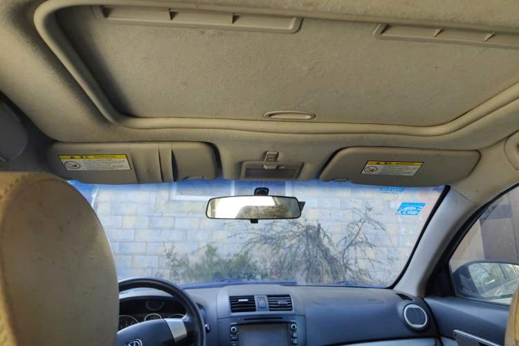 Used CHANGAN Alsvin 2010 Hatchback 1.5L Manual Comfort Edition