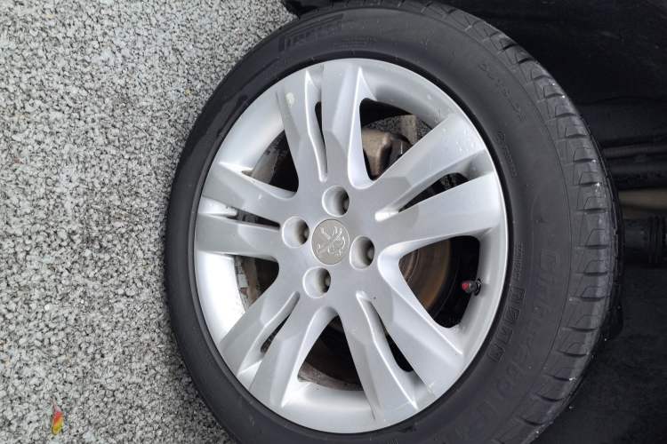 Used Peugeot 3008 2015 1.6THP Automatic Classic Edition
