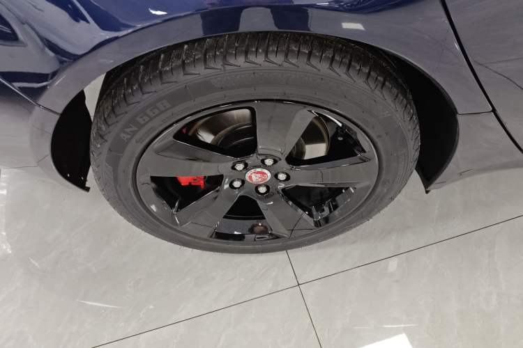 Used Jaguar XFL 2020 XFL 2.0T P200 Two-Wheel-Drive Elite Edition Exterior 5