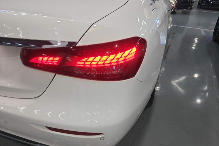 Used Mercedes-Benz E-Class 2023 E 260 L