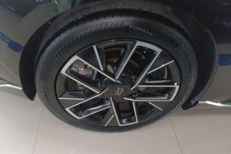 Used Avatr 06 2025 Pro Range-Extended Edition