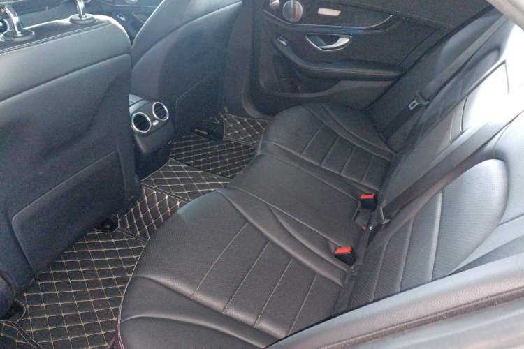 Used Mercedes-Benz C-Class 2017 Restyled C 180 L Fashion Edition Sport Version
