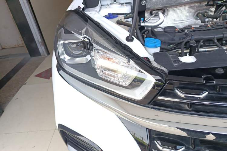 Used Chery Tiggo 8 2024 230TCI Automatic New Edition 7-Seater Right Front Headlight