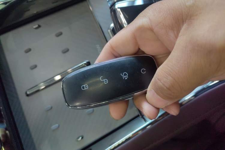 Used Denza Z9GT 2024 1100 Four-Wheel Drive Ultra Version Vehicle Key