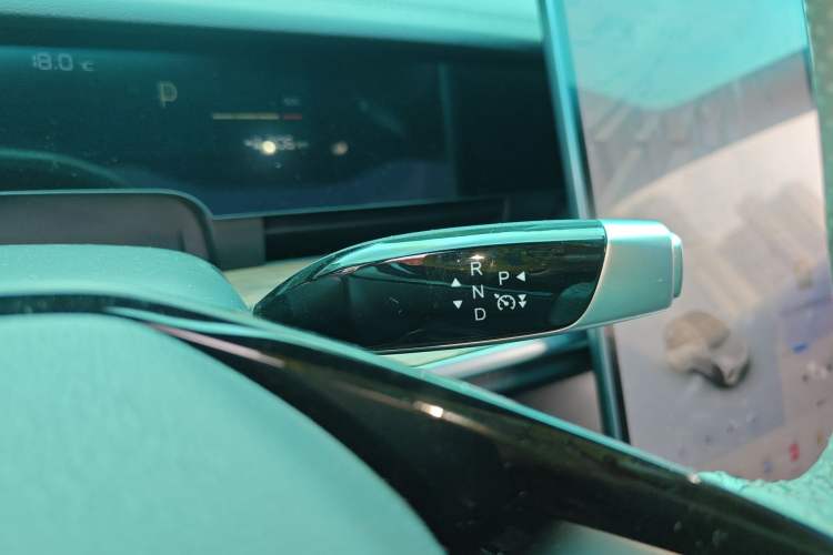 Used NETA S 2022 All-Electric 650 km Four-Wheel Drive Premium Version
