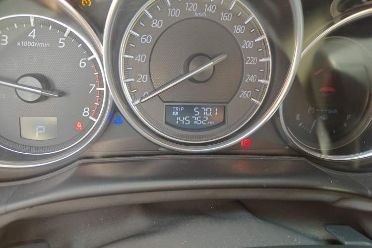 Used Mazda CX-5 2015 2.5L Automatic 4x4 Flagship Model Odometer Close Up