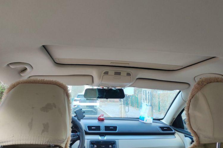 Used Volkswagen Magotan 2013 1.8TSI Luxury Model Headliner