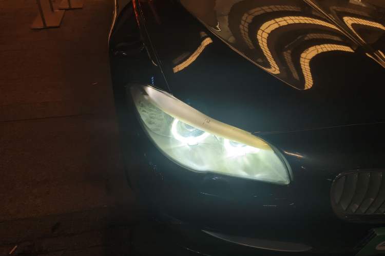 Used BMW 5 Series 2013 535Li Leading Model
