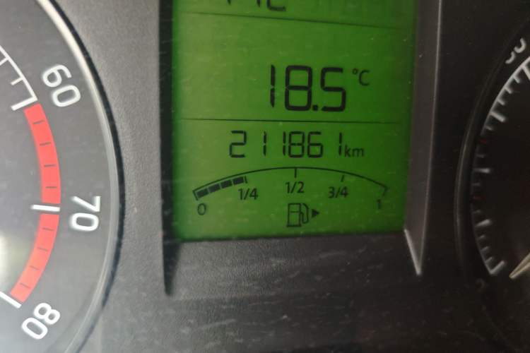 Used Skoda Rapid 2013 1.4L Manual Enjoyment Model