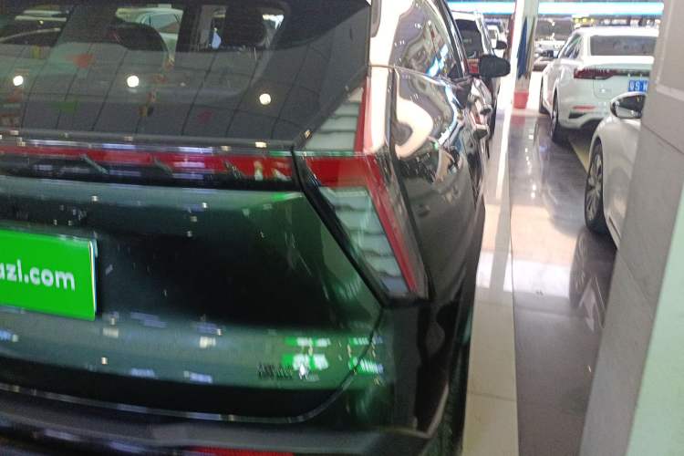 Used Geely Auto FX11 2023 1.5TD DCT Luxury Version
