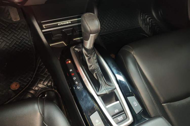 Used Honda Crider 2019 180 Turbo CVT Luxury Edition China VI Emission Standard Gear Lever