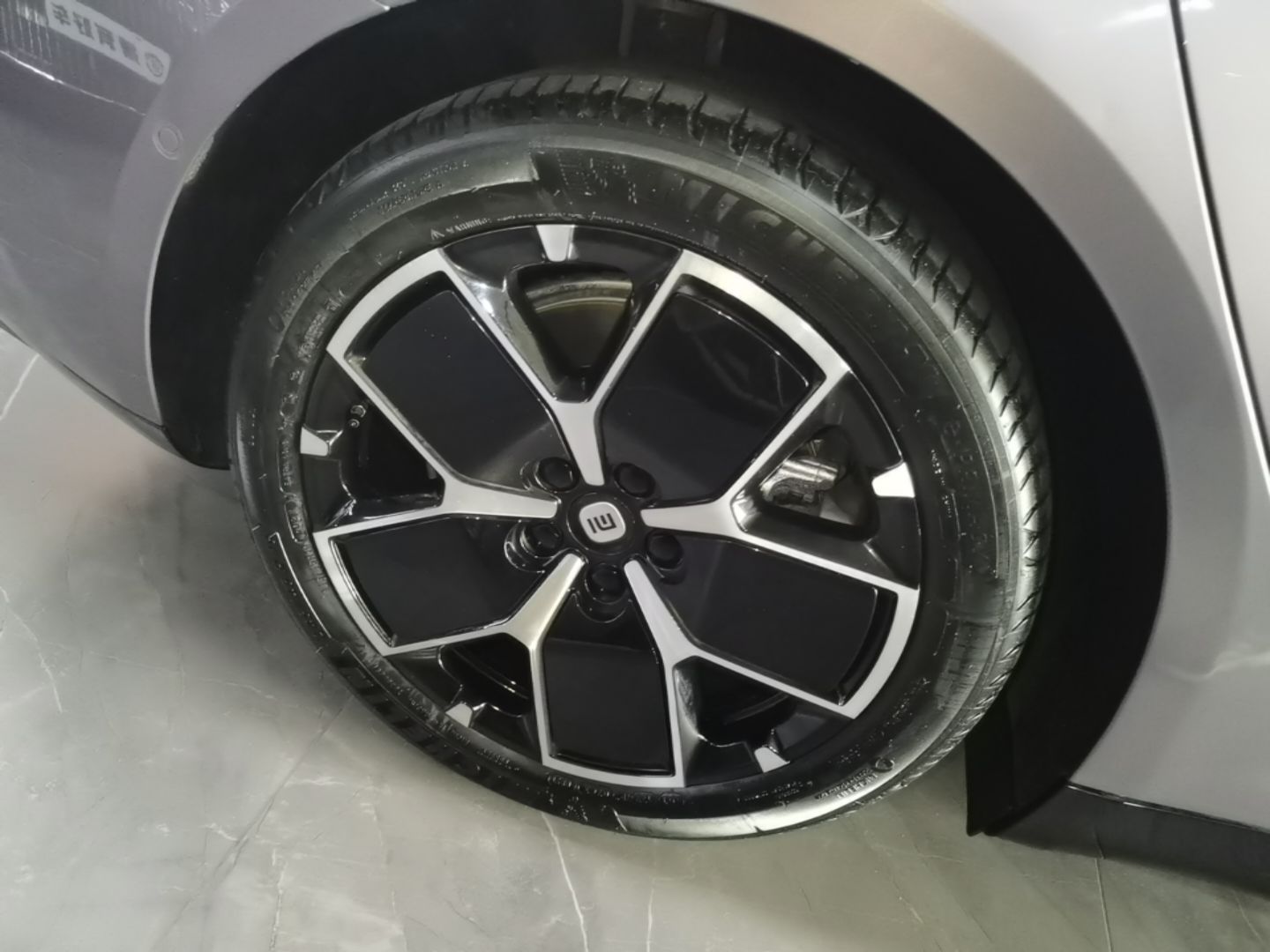 Xiaomi Auto SU7 2024 Rear-Drive Long-Range Intelligent Driving Version — снимка 11