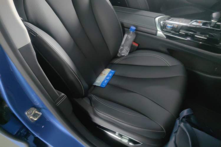 Used Geely Auto Emgrand GT New Energy 2018 1.5T PHEV Yao Ling Edition Right Front Seat