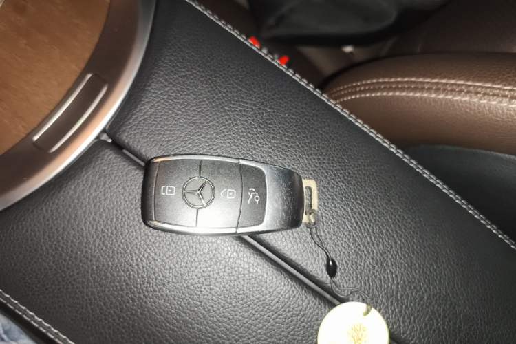 Used Mercedes-Benz GLC 2020 Facelift GLC 300 L 4MATIC Dynamic Edition
