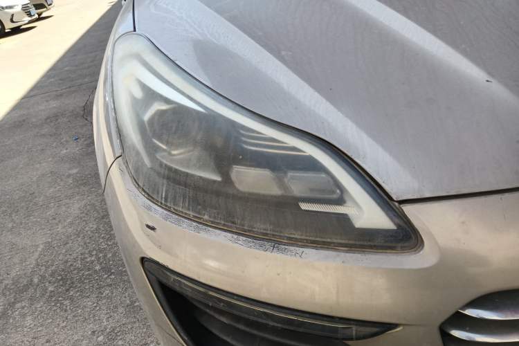 Used Zotye SR9 2017 2.0T Manual "Ultimate Light" Edition Right Front Headlight