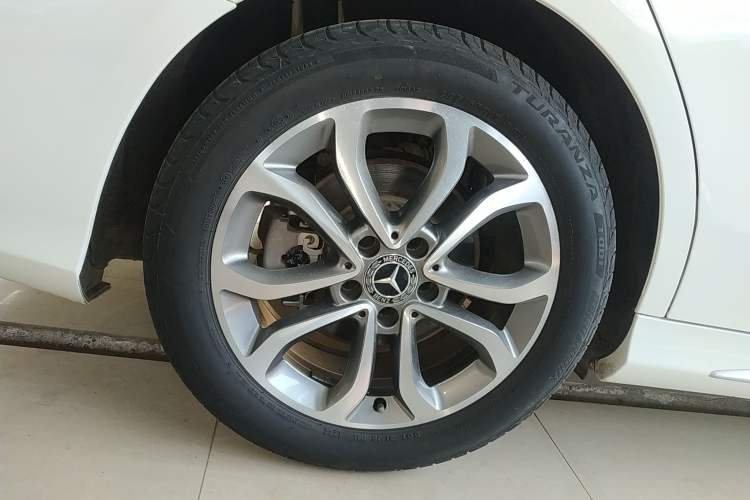 Used Mercedes-Benz C-Class 2018 C 180 L Fashion Edition Sport Version