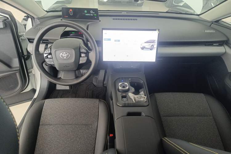 Used Toyota bZ5 2025 Model 550 JOY
