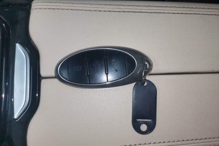 Used Bestune T77 2021 PRO 280 TID Automatic Prestige Model Vehicle Key