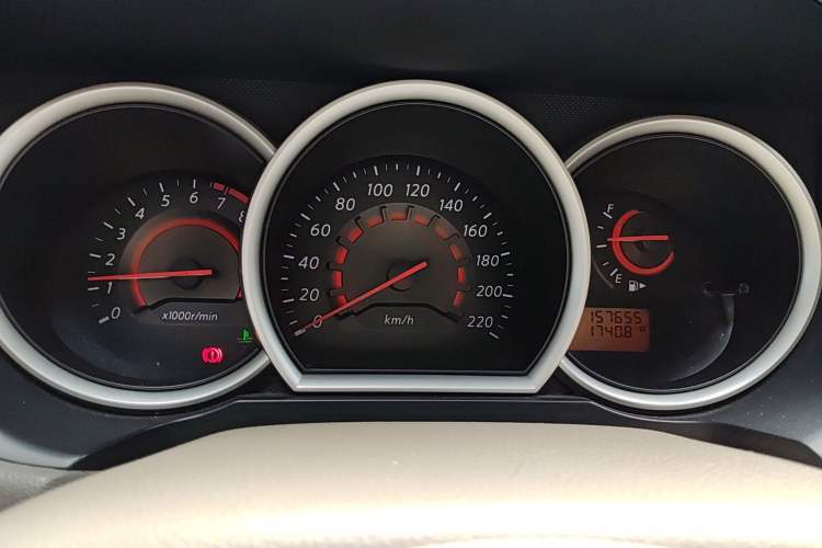 Used Nissan Sylphy 2012 Classic 1.6XE Automatic Comfort Edition Instrument Cluster