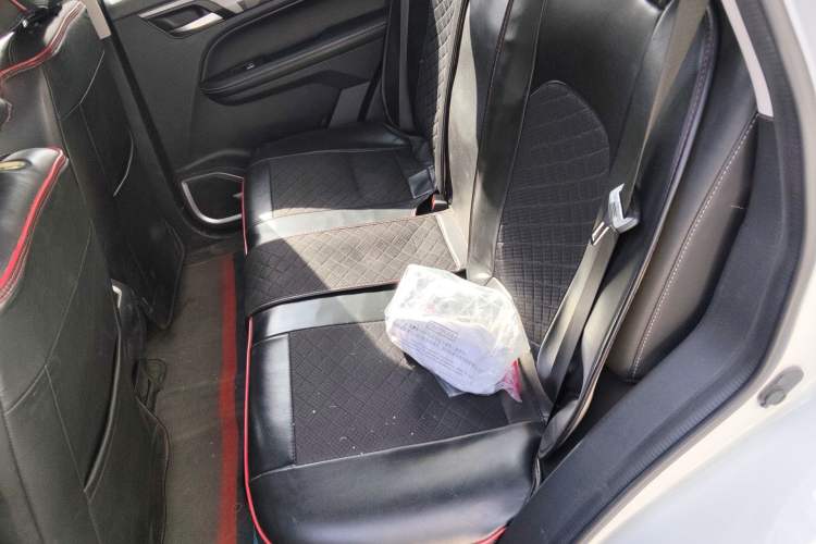 Used Geely Auto Vision X6 2021 PRO 1.4T Manual Luxury Model
