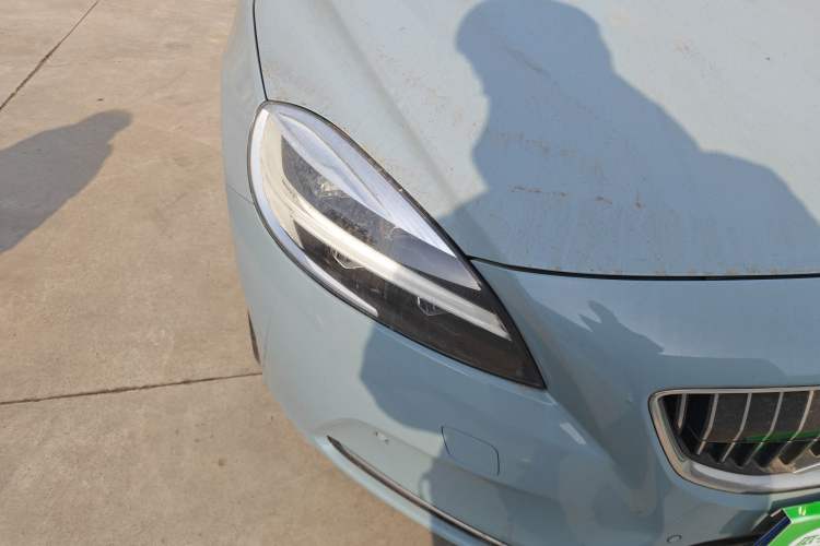 Used Volvo V40 2017 T3 Zhiya Edition Right Front Headlight