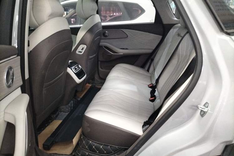 Used EXEED Stellar C-DM 2024 1.5T Long-Range Pro