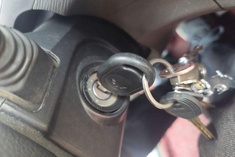 Used Wuling Hongguang 2015 1.5L S Basic Version China V Standard Vehicle Key