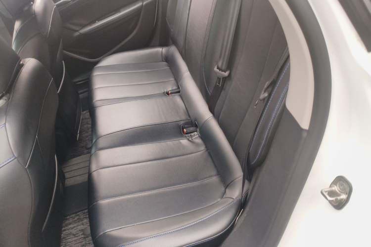 Used Peugeot 308 2019 1.6L Automatic Luxury Version China V Standard Left Rear Seat