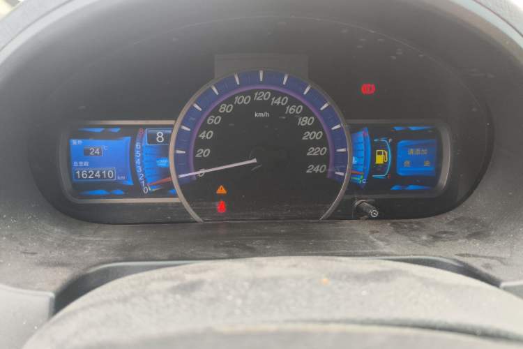 Used BYD S6 2014 2.0L Manual Luxury 5-Seater Instrument Cluster
