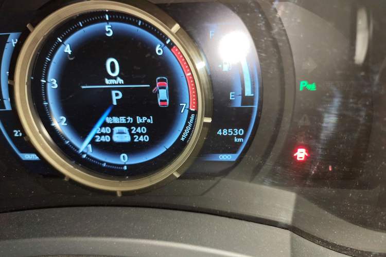 Used Lexus IS 2015 200t F SPORT