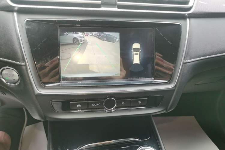Used Roewe Ei5 2018 Internet Luxury Edition

