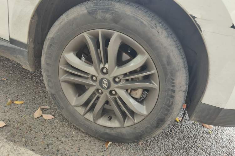 Used Hyundai ix35 2015 2.0L Automatic 2WD Smart Version China V Standard
